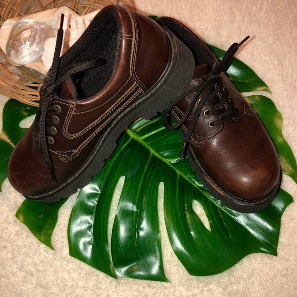 american eagle doc martens